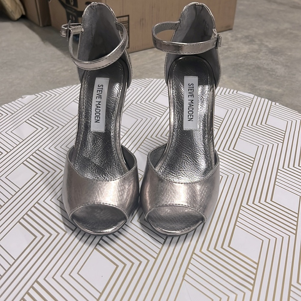 Steve Madden Silver Wedge Heels